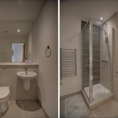 アパート Lovely 2-bed In With Parking マンチェスター