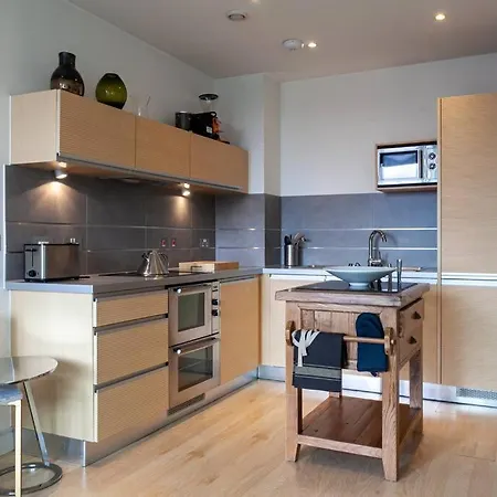 1 Bed Deansgate Flat Free Parking شقة