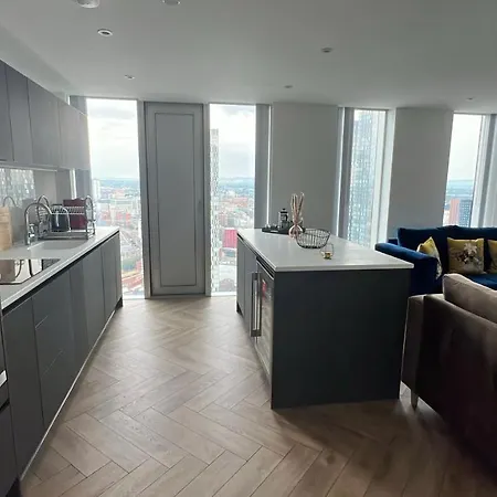 Luxury 2 Bedroom In Deansgate Views マンチェスター