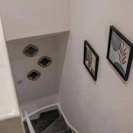 アパート Bv Comfy Spacious 3 Bedroom House At Tatton Street