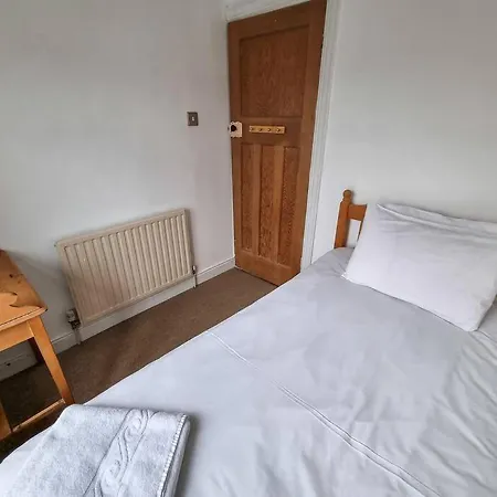 3-bedroom House In Chorlton Full Of Character Holiday home