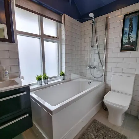 Holiday home 3-bedroom House In Chorlton Full Of Character Manchester
