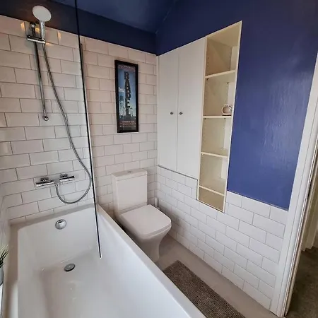 3-bedroom House In Chorlton Full Of Character Holiday home