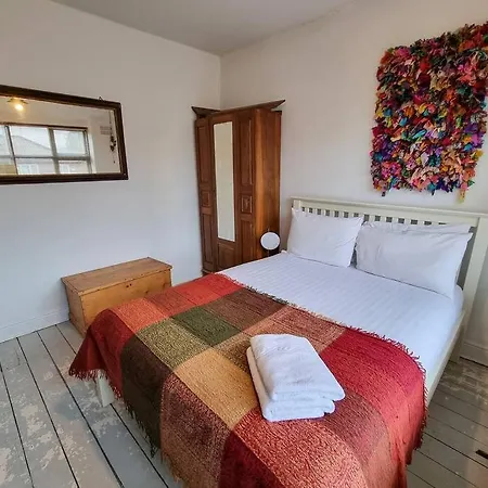 3-bedroom House In Chorlton Full Of Character Manchester