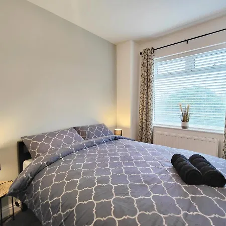 Stott House - Bright Spacious Townhouse 15 Minutes To Central With Free Parking 펜션 *