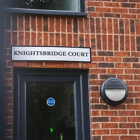 Centre 2-bed - New - Free Wi-fi - Apartment *