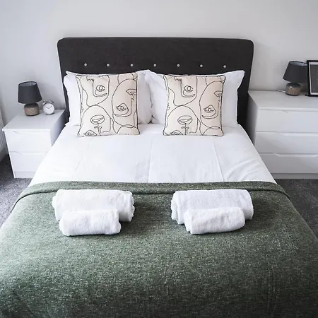 Centre 2-bed - New - Free Wi-fi - マンチェスター