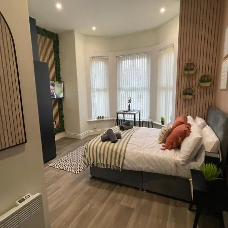 Deluxe Centrally Located In 아파트