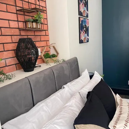 Deluxe Centrally Located In 아파트 *