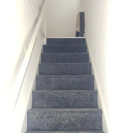 Single Bedroom In Withington M20 1 Single Bed, Rm4 ゲストハウス マンチェスター