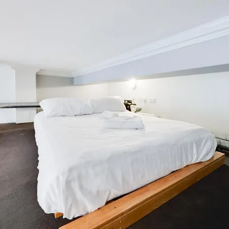 Apartment Pass The Keys Modern Ctr Studio Sleeps 6 Manchester