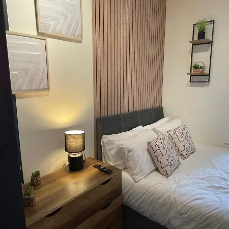 Deluxe Centrally Located In *