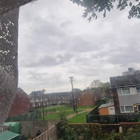 홈스테이 The Pride Of Manchester, Trafford