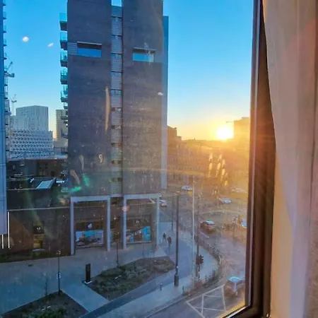 Lovely 2-bedroom Apartment, Free Parking * Manchester