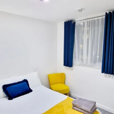 Lovely 2-bedroom Apartment, Free Parking * Manchester