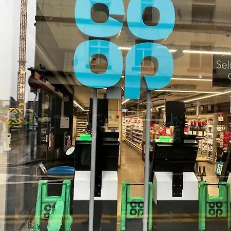 Stylish 2 Bedroom * Манчестер