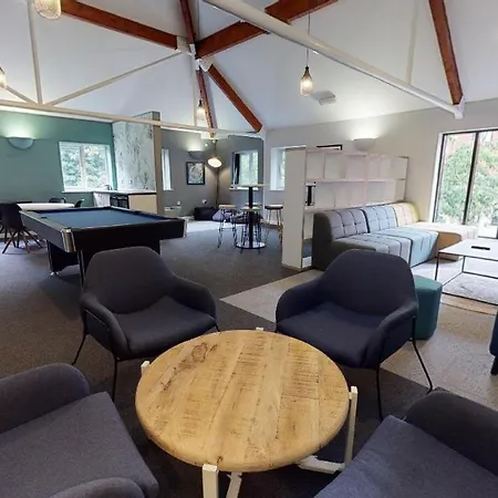 Comfy Ensuite Bedrooms At Gardens Near Centre Appartamento