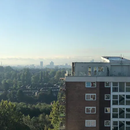 3 Bedroom Penthouse דירה מנצ'סטר