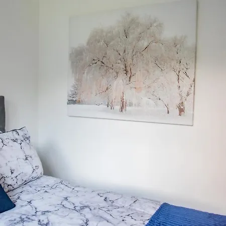 Сasa de vacaciones Bv Stylish Homely 3 Bedroom Close To Arena