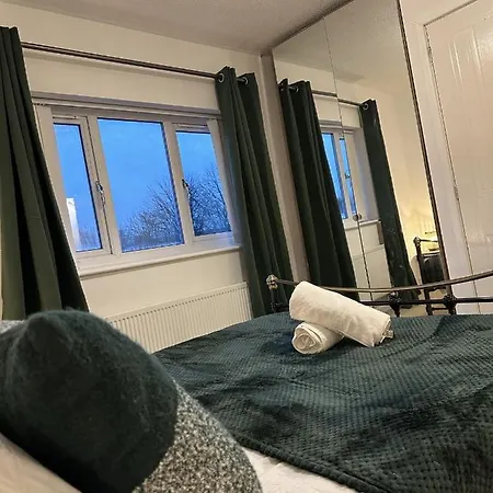 Entire House - 2 Bedroom With Free Parking Feriehus