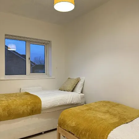 Entire House - 2 Bedroom With Free Parking Feriehus Manchester