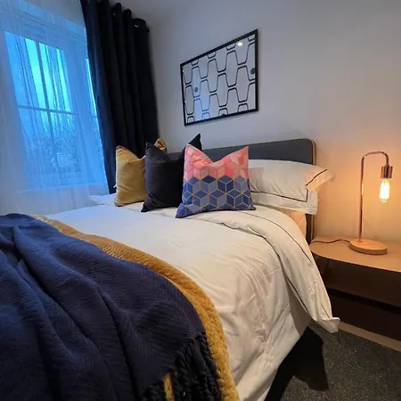 Modern 2 Bedroom Aesthetic Manchester