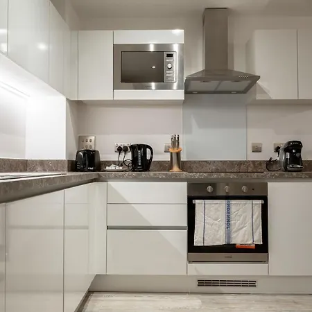 Lovely 2 Bedroom Duplex In Manchester