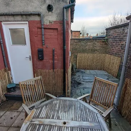 Gloucester Pl - Affordable 3 Bed House 펜션 맨체스터