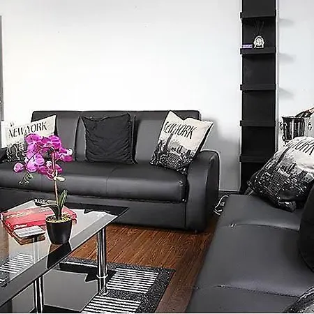 Lewis 1 Northern Quarter Sleeps Upto 4