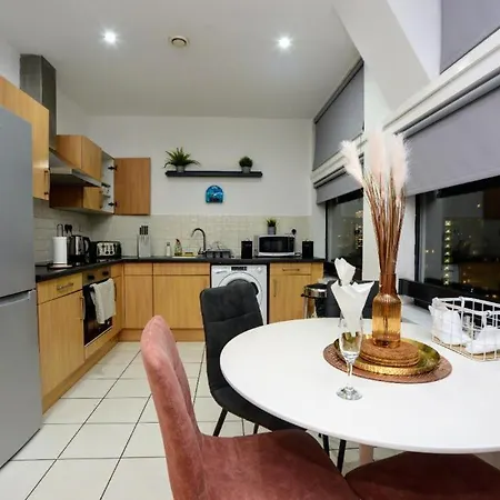 Duplex One Bedroom In Center Апартаменты Манчестер