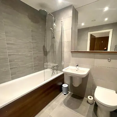 Apartmán Pass The Keys Modern 2 Bed Flat Centre *