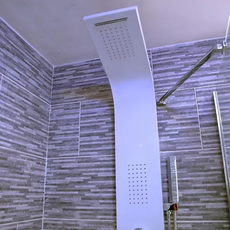 Rostron House * マンチェスター