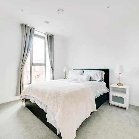 Pass The Keys Modern Central 1 Bed Apt Sleeps 4 Old Trafford * Manchester