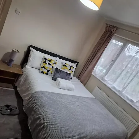 The Pride Of Manchester, Trafford ホームステイ マンチェスター
