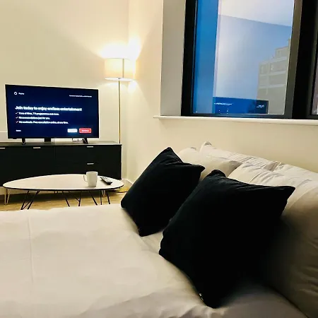 Brand New Modern 1 Bed Near Old Trafford Stadium מנצ'סטר