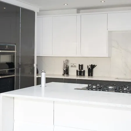 Semesterbostad Guestready - Newly Renovated In Detached