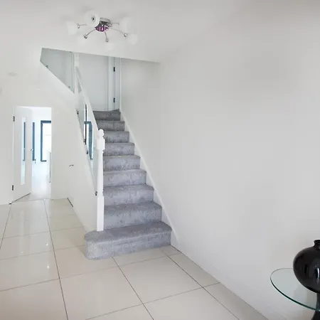 Semesterbostad Guestready - Newly Renovated In Detached *