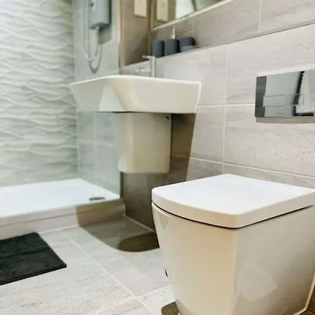 Διαμέρισμα Stunning 1 Bed Near Old Trafford Stadium