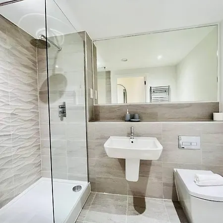 アパート Modern One Bedroom Near Old Trafford Stadium マンチェスター