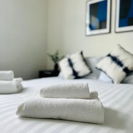 Apartamento Fabulous One Bedroom Near Old Trafford Stadium *