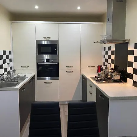 Rehoboth * マンチェスター