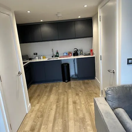 Paragon House * מנצ'סטר