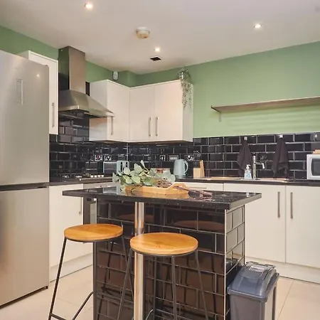 Stunning 3br Eco House Nr Etihad Wparking By Purestay * 맨체스터
