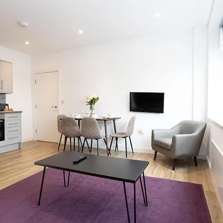 Pillo Serviced - Arena