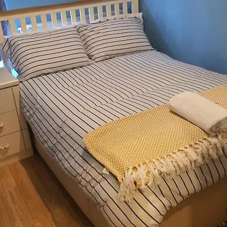 Crystal House 10min To Centre Ideal For Work And Leisure *