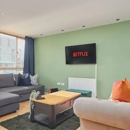 Stunning 3br Eco House Nr Etihad Wparking By Purestay 펜션 맨체스터