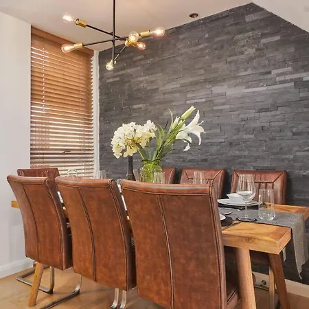 Stunning 3br Eco House Nr Etihad Wparking By Purestay *