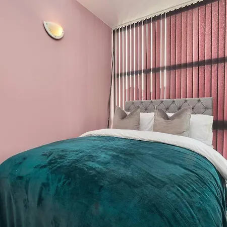 Stunning 3br Eco House Nr Etihad Wparking By Purestay 펜션