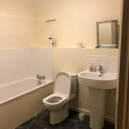 Spacious Flat Sportcity Etihad アパート マンチェスター