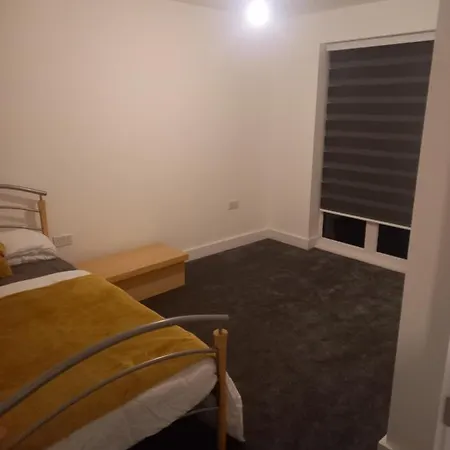 Private House מנצ'סטר